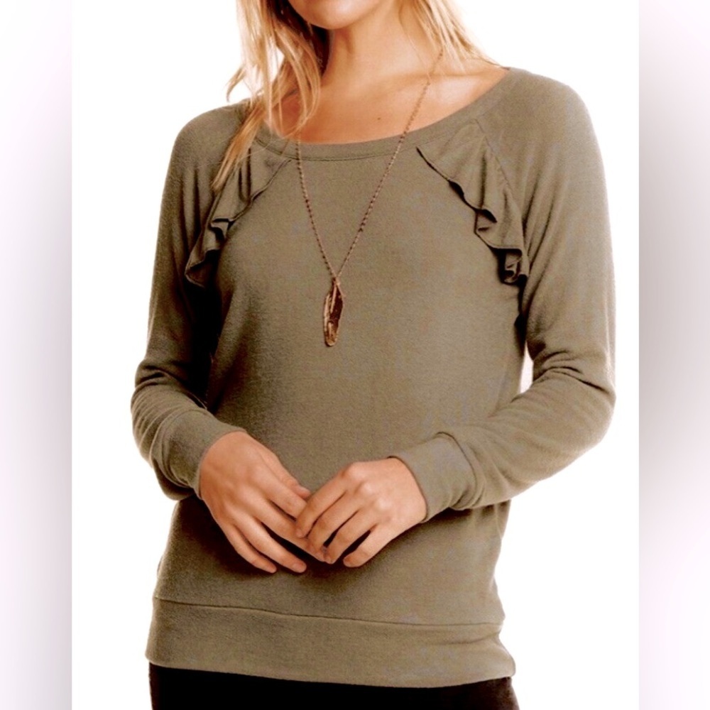 Chaser Sz M Ruffle Trim LS Top